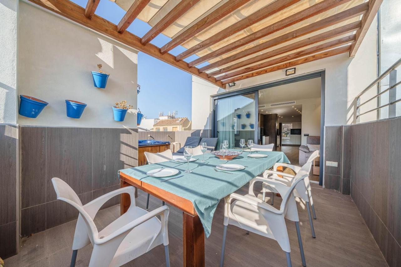 Apartamentos Gibralfaro Centro مالقة المظهر الخارجي الصورة